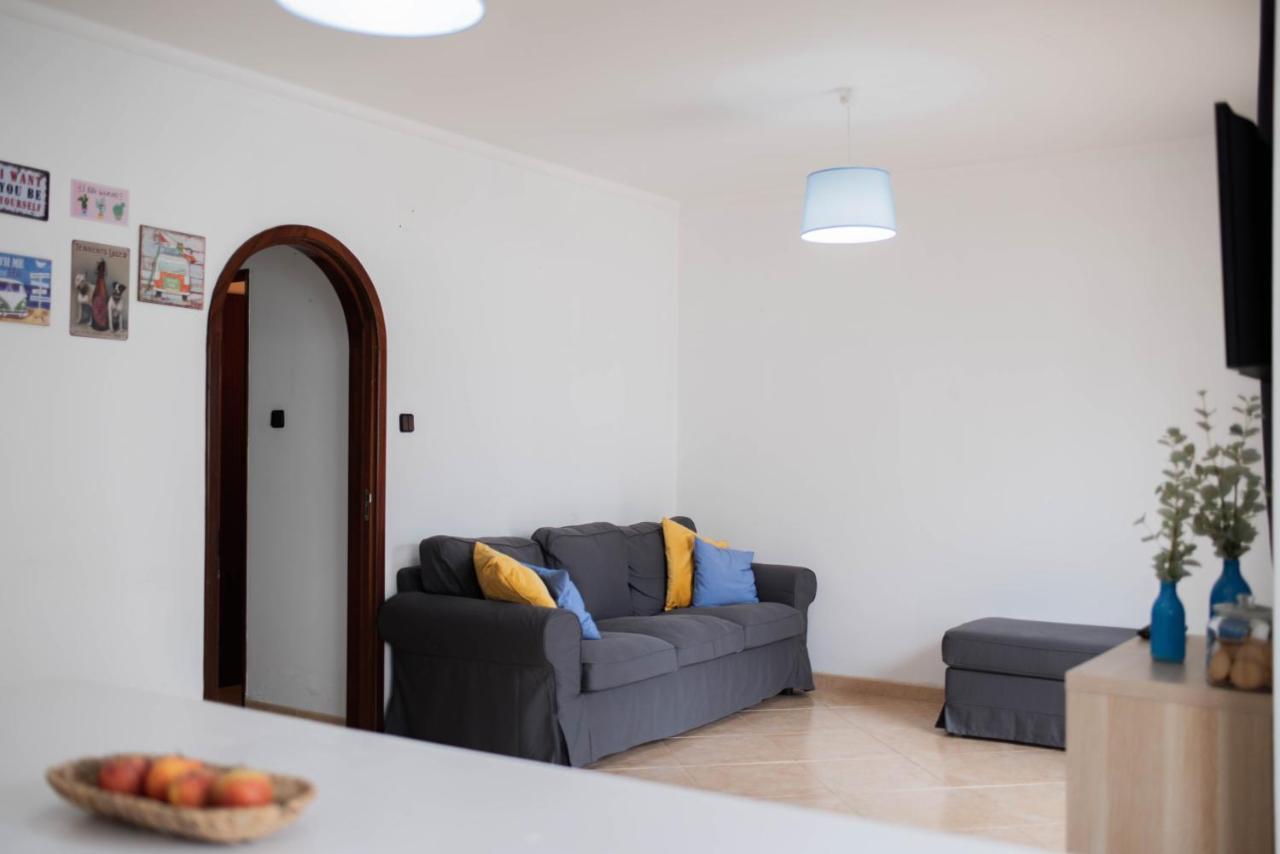 Baleal Surf Emotions Hostel Exterior photo