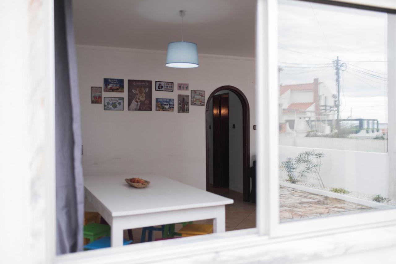 Baleal Surf Emotions Hostel Exterior photo